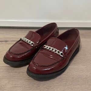 Nautica Maroon Patent Loafers with Chain Accent